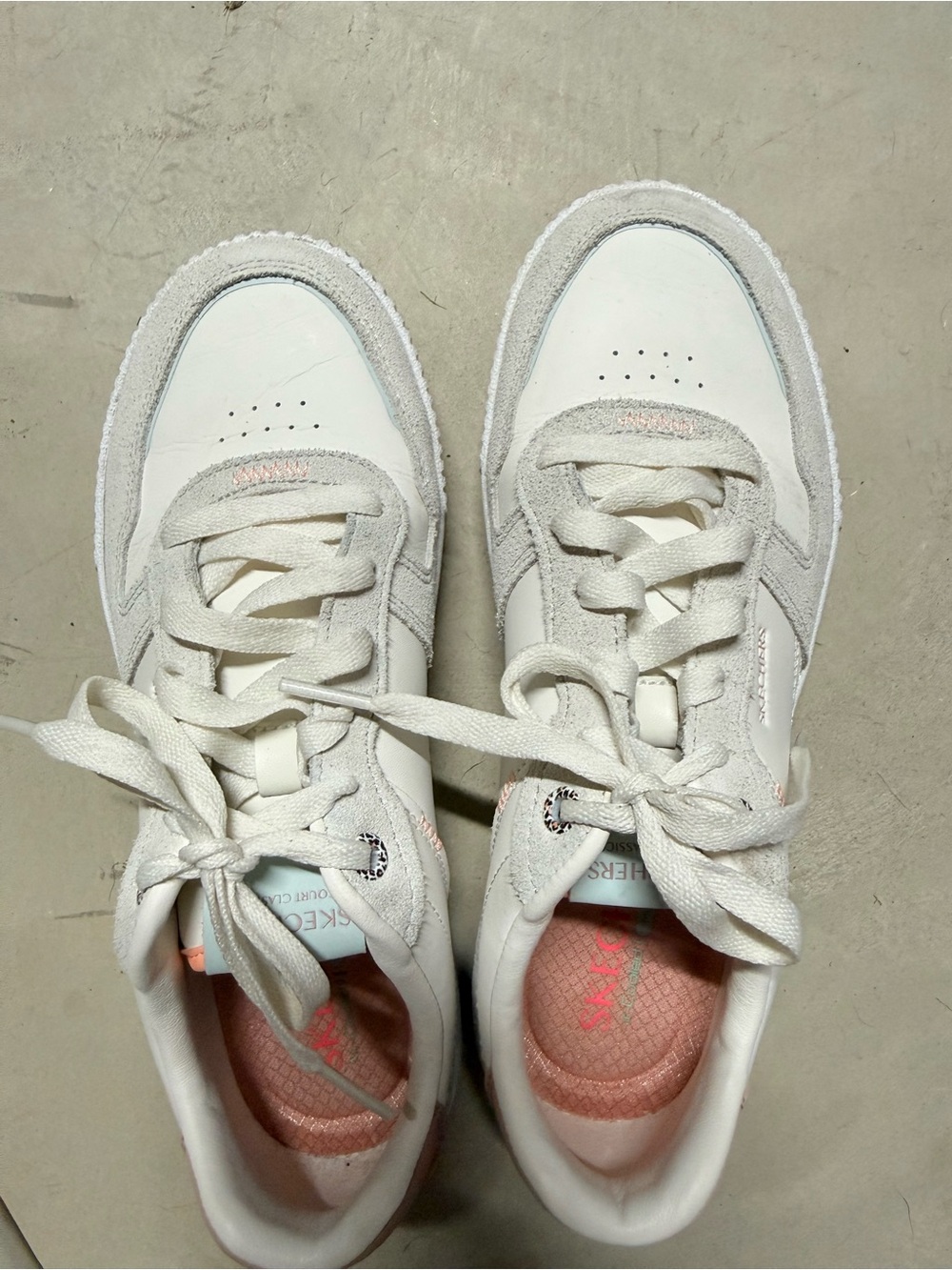Skechers White and Light Pink Women's Sneakers